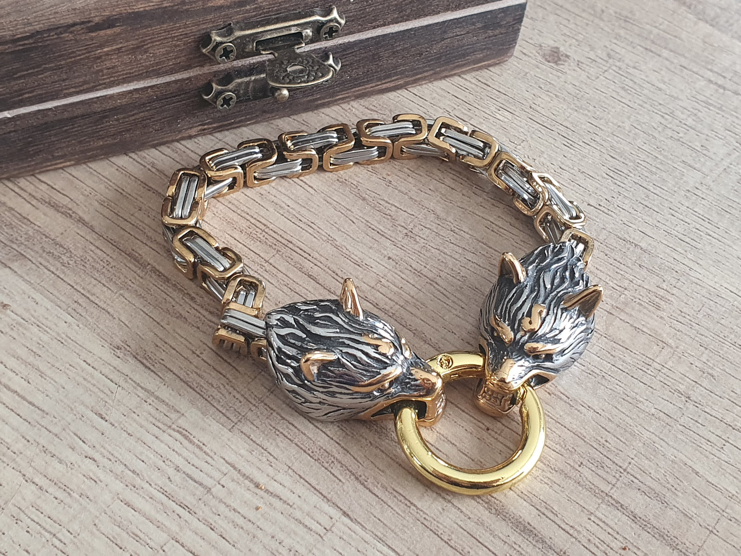 Bracelet tête de loup