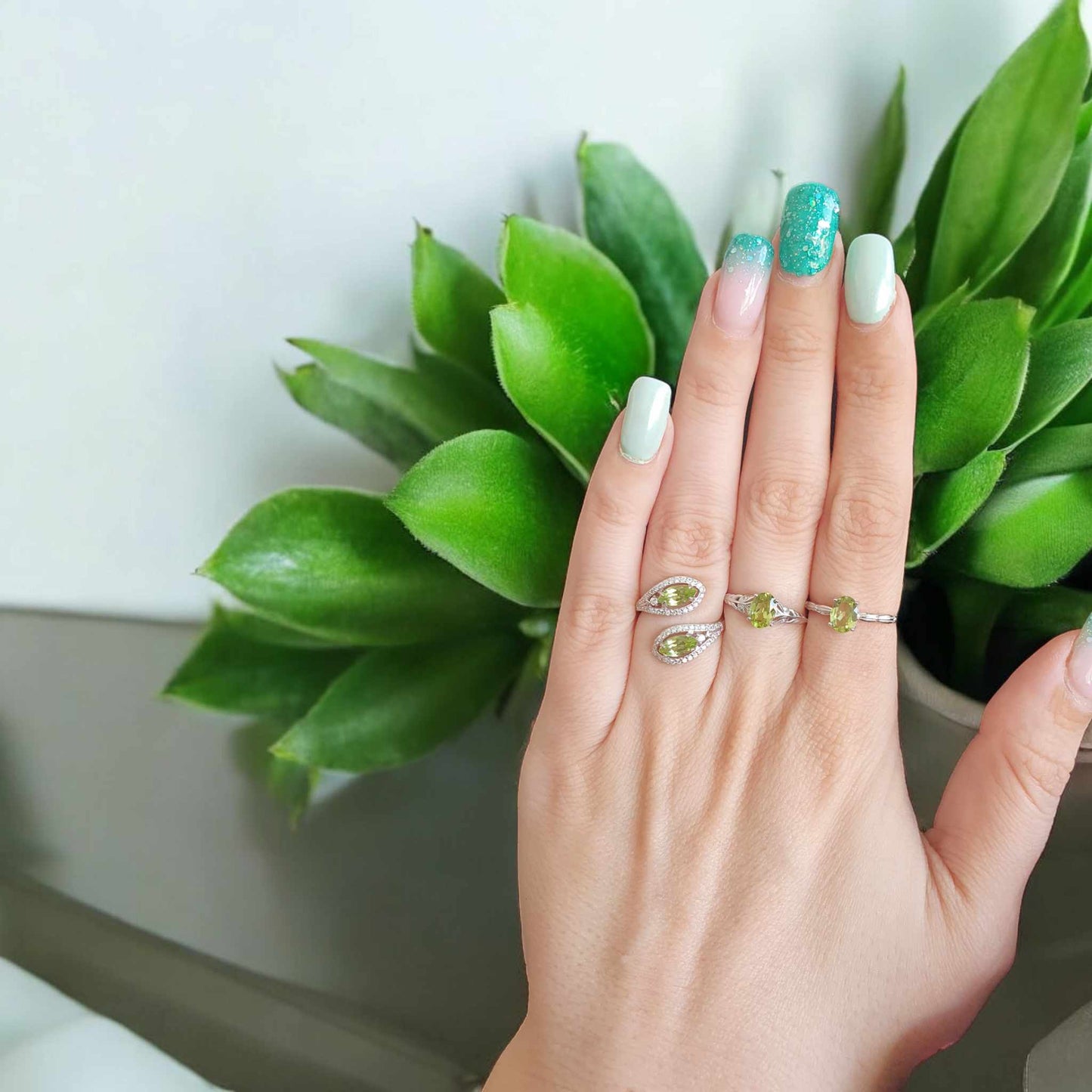 Bague Réglable en Argent 925 avec Péridot et Strass