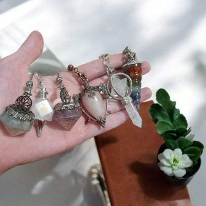 Pendule Merkaba en Cristal de Roche – Équilibre et Connexion Spirituelle