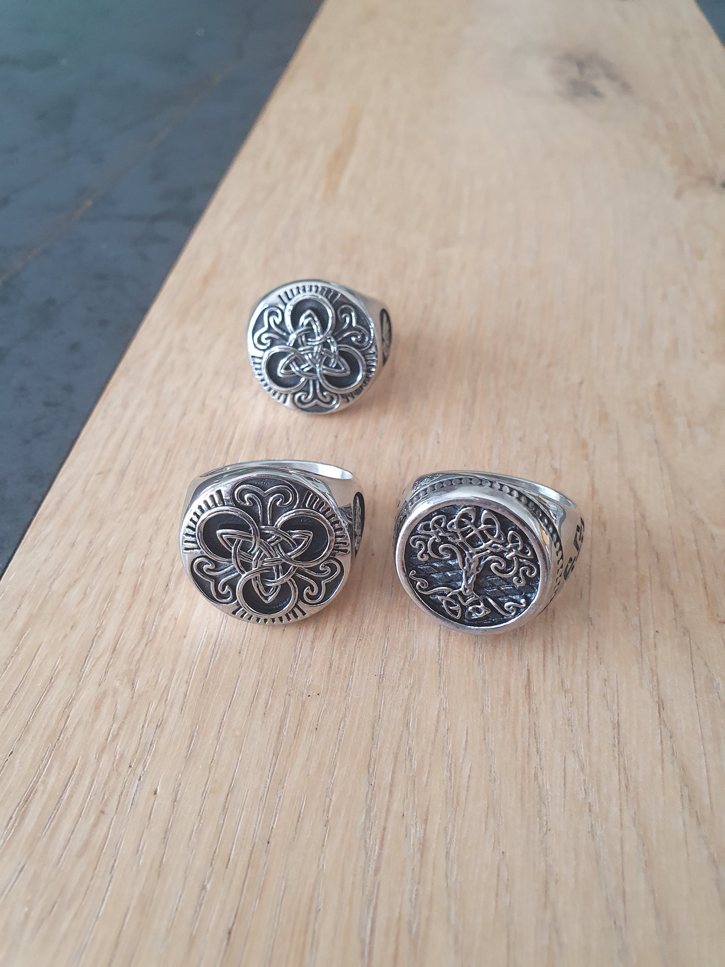 Bague en Acier Inoxydable Pleine - Nordique Viking avec Arbre de Vie