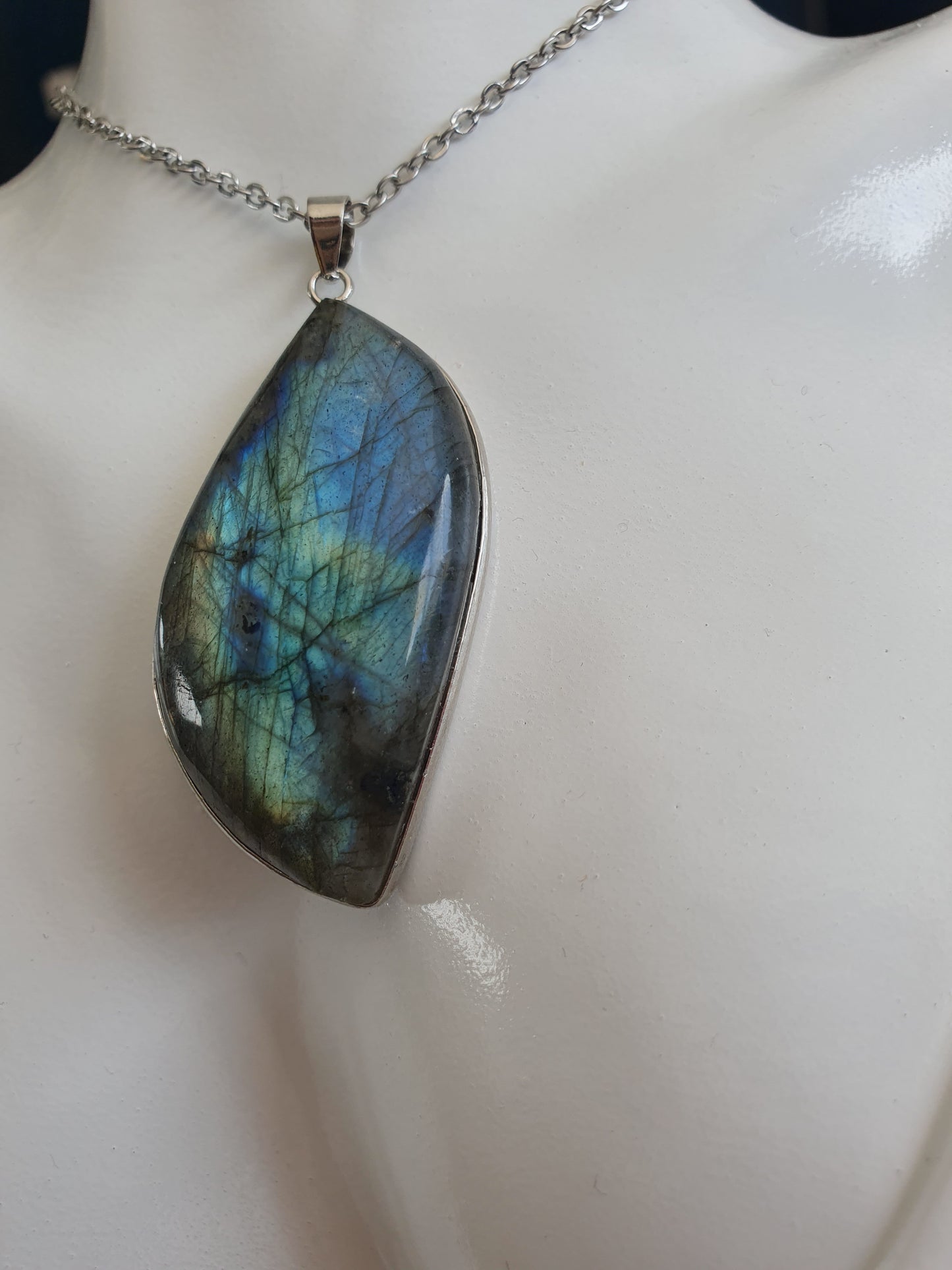 Labradorite cerclage couleur argent en acier inoxydable