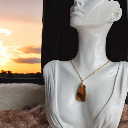 Pendentif en Jaspe Outback : Élégance et Nature Australienne
