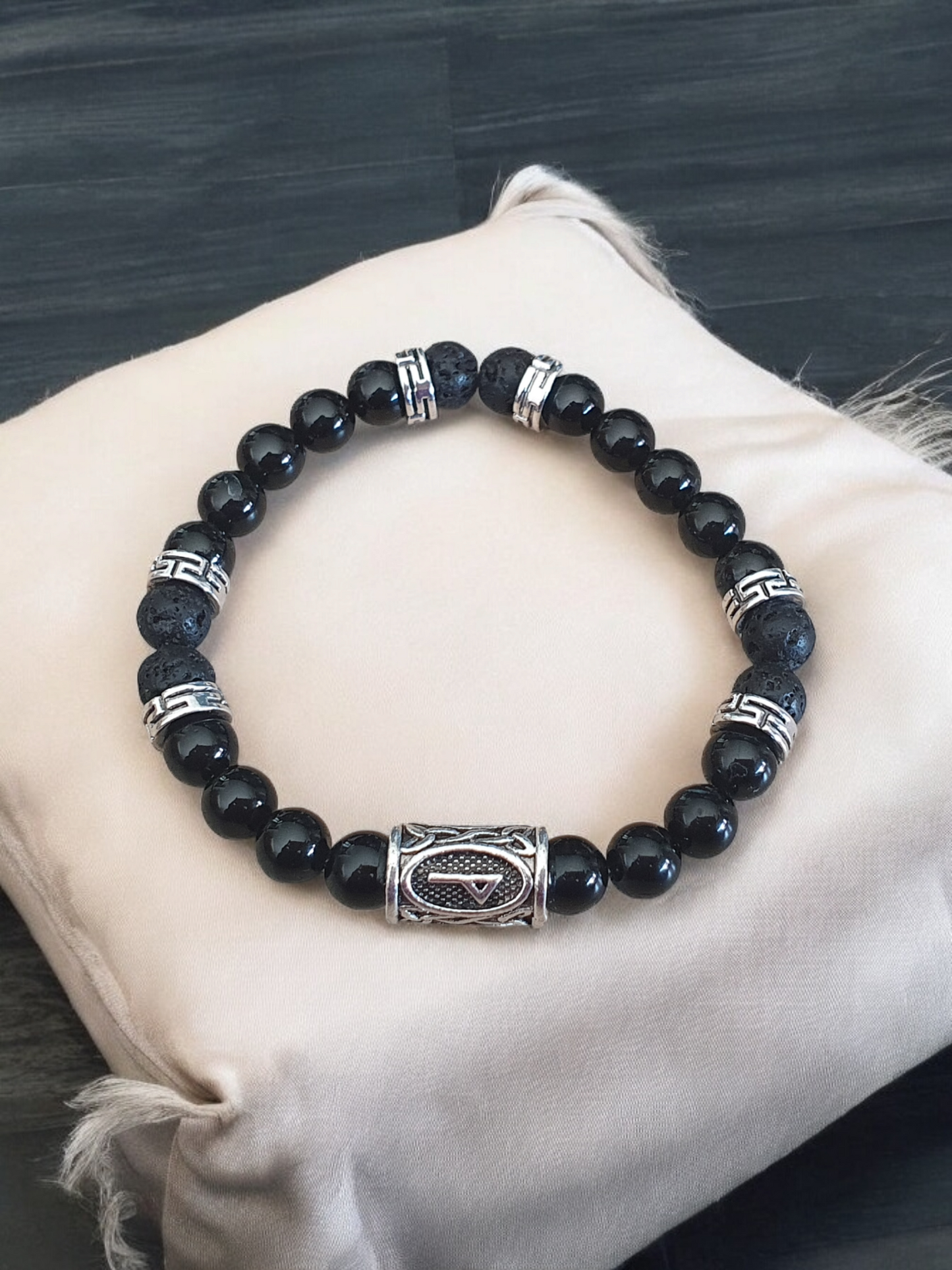 Bracelet en Tourmaline noire et pierre de lave