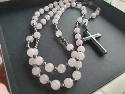 Chapelet en quartz rose et Hématite