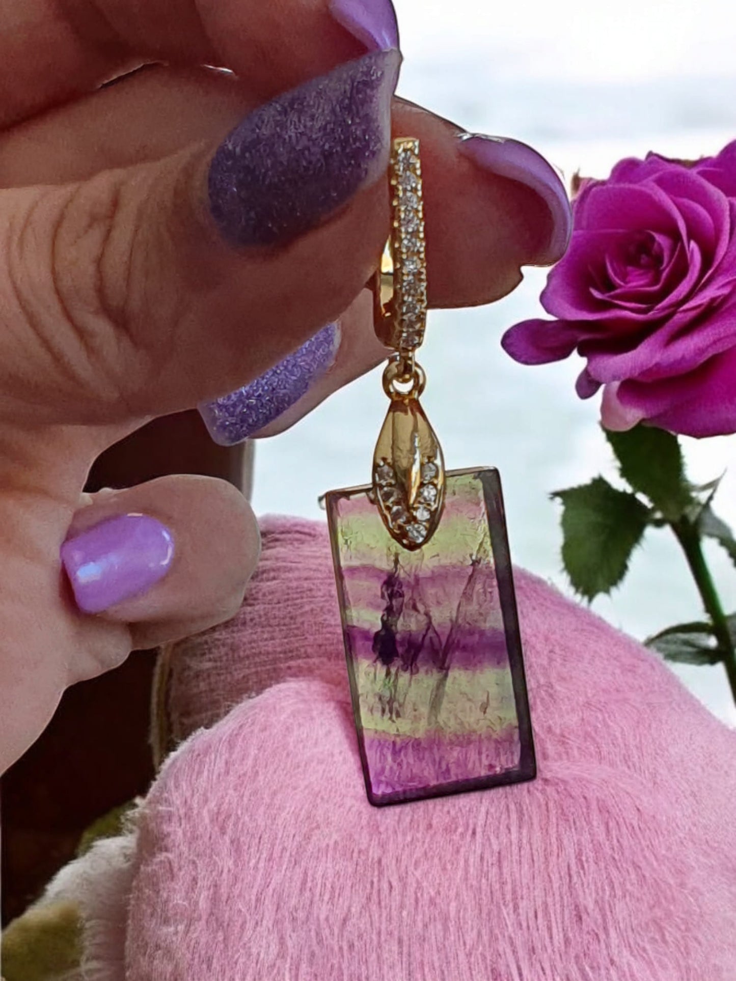 Boucles d'Oreilles en Fluorite : Élégance Géométrique et Énergie Spirituelle