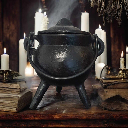 Petit chaudron en fonte