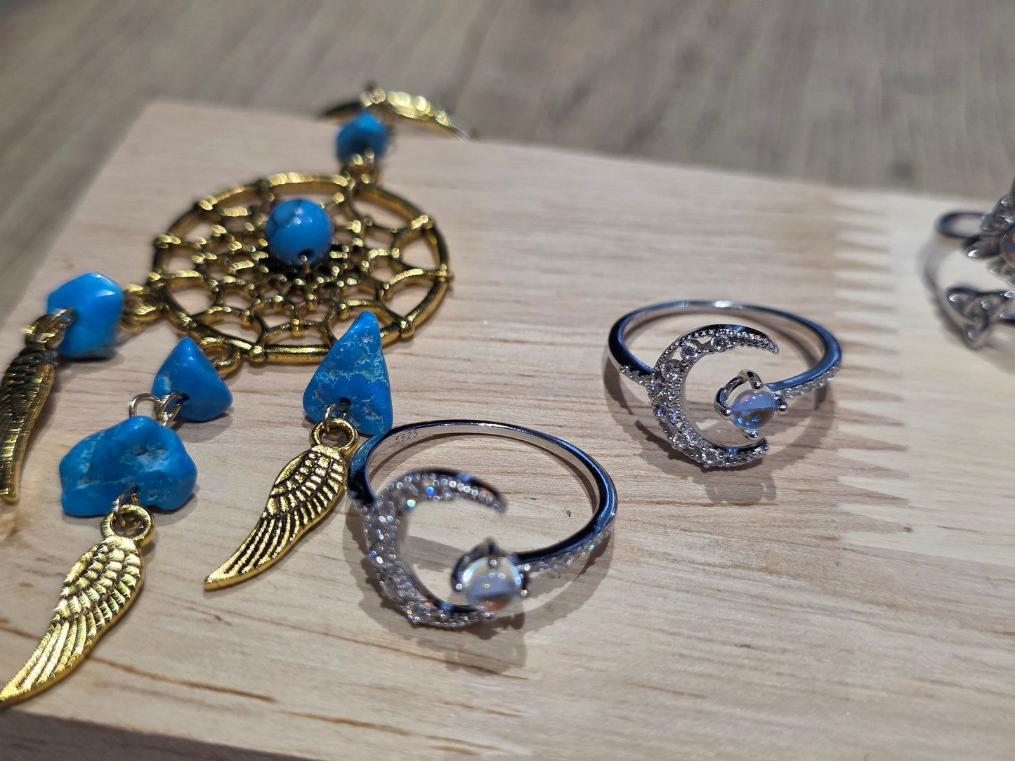 🎗Porte-clés “Attrape-Rêves Solidaires” – Pierres naturelles🎀