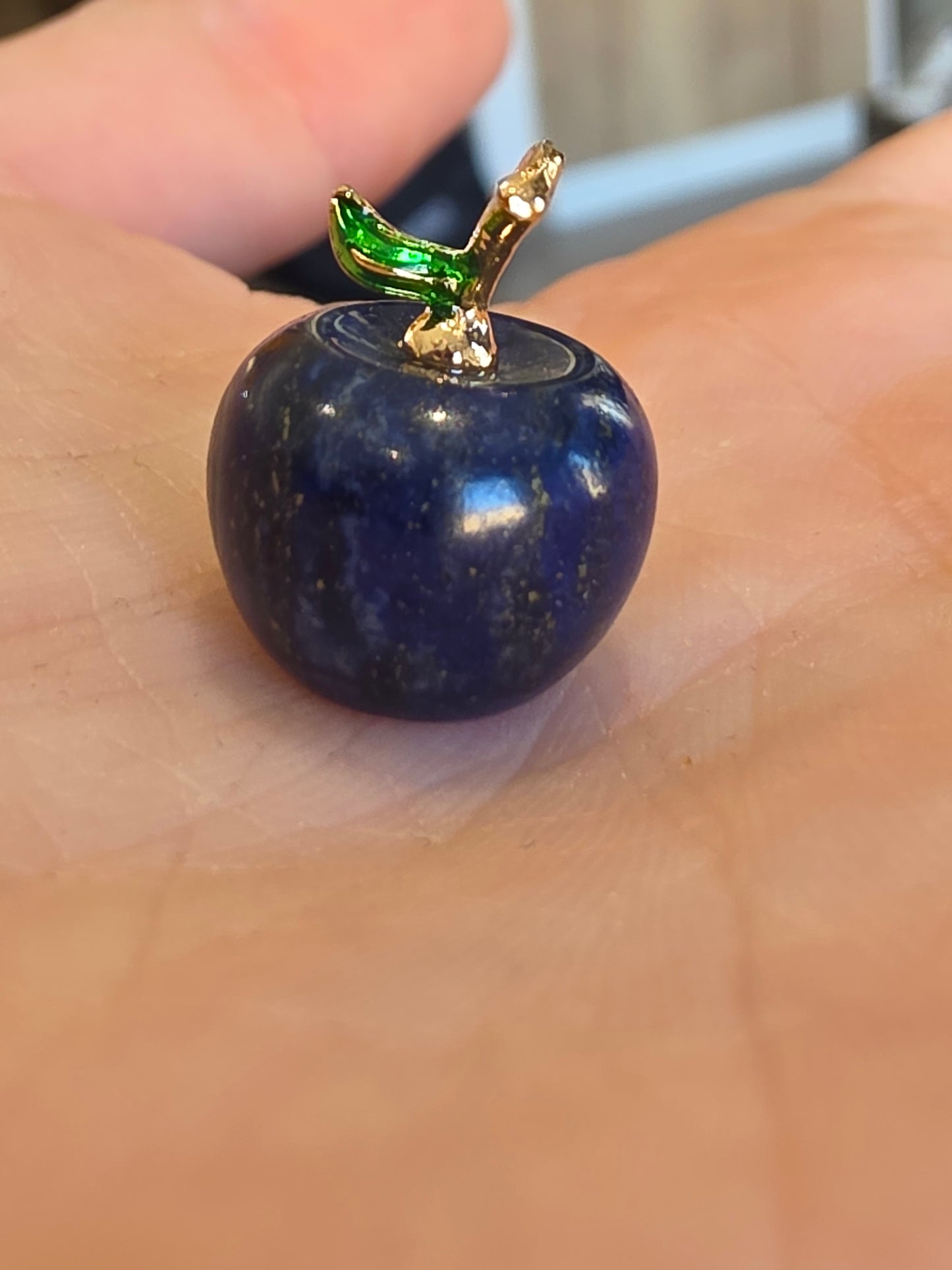 Pendentif Pomme en Pierre Naturelle