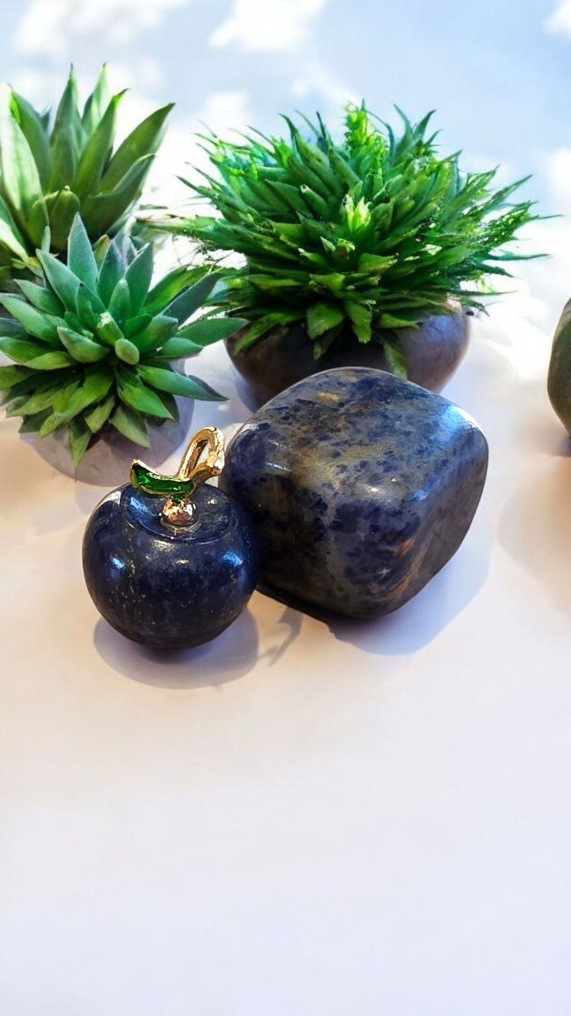 Pendentif Pomme en Pierre Naturelle