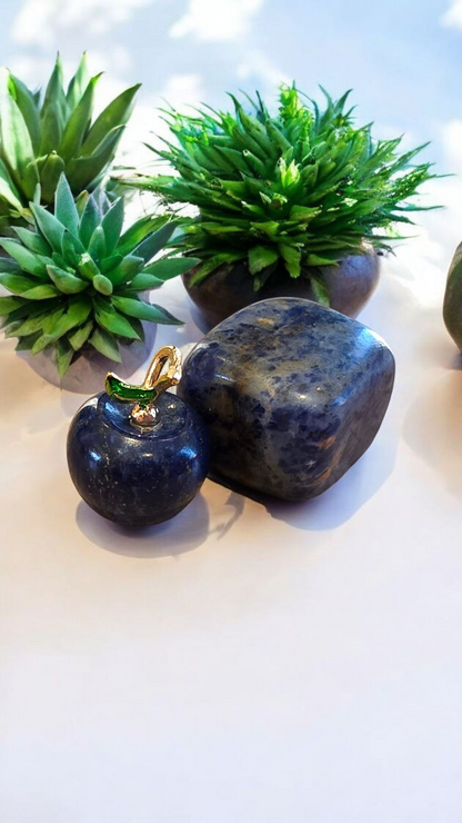 Pendentif Pomme en Pierre Naturelle
