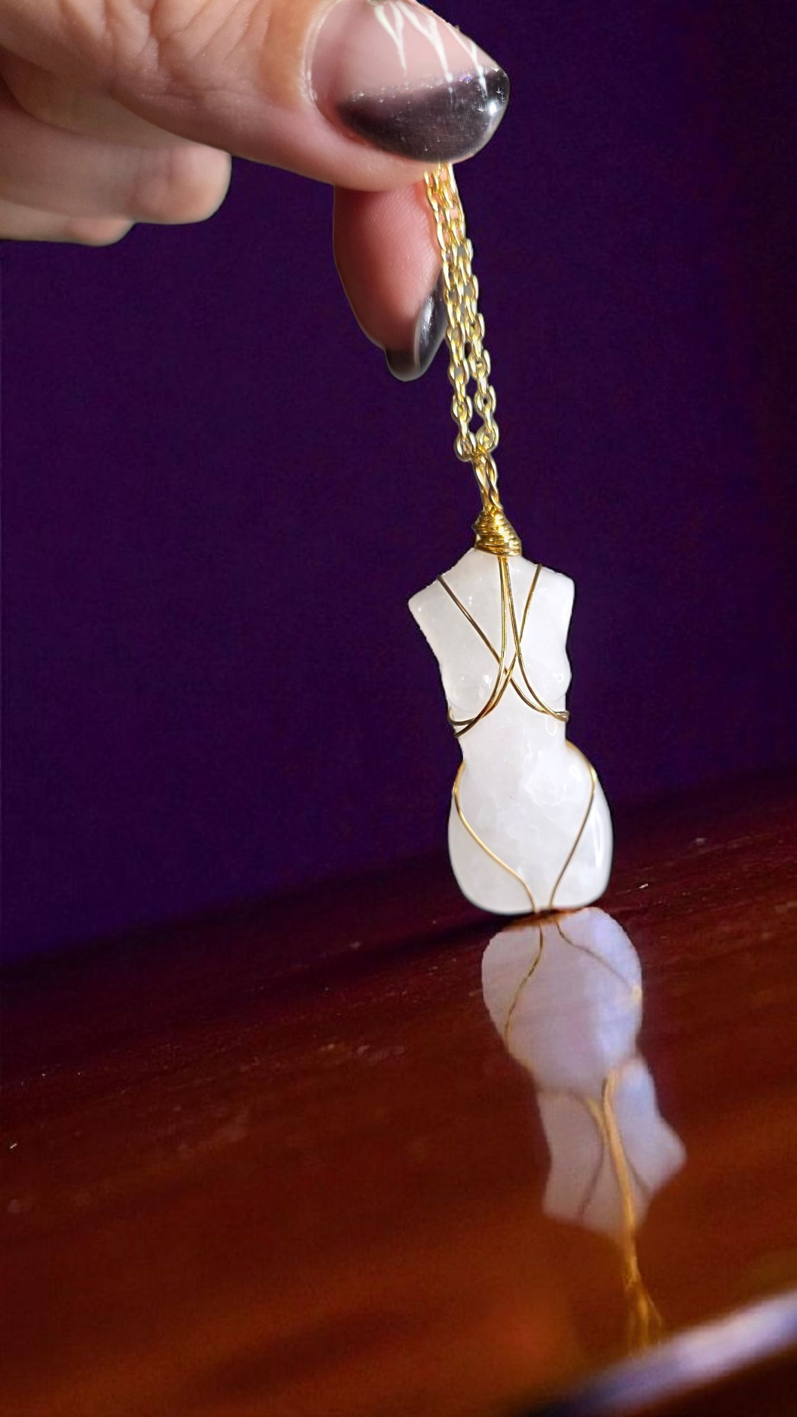 🌺 Pendentifs Buste Féminin – Symbole & Énergie des Pierres