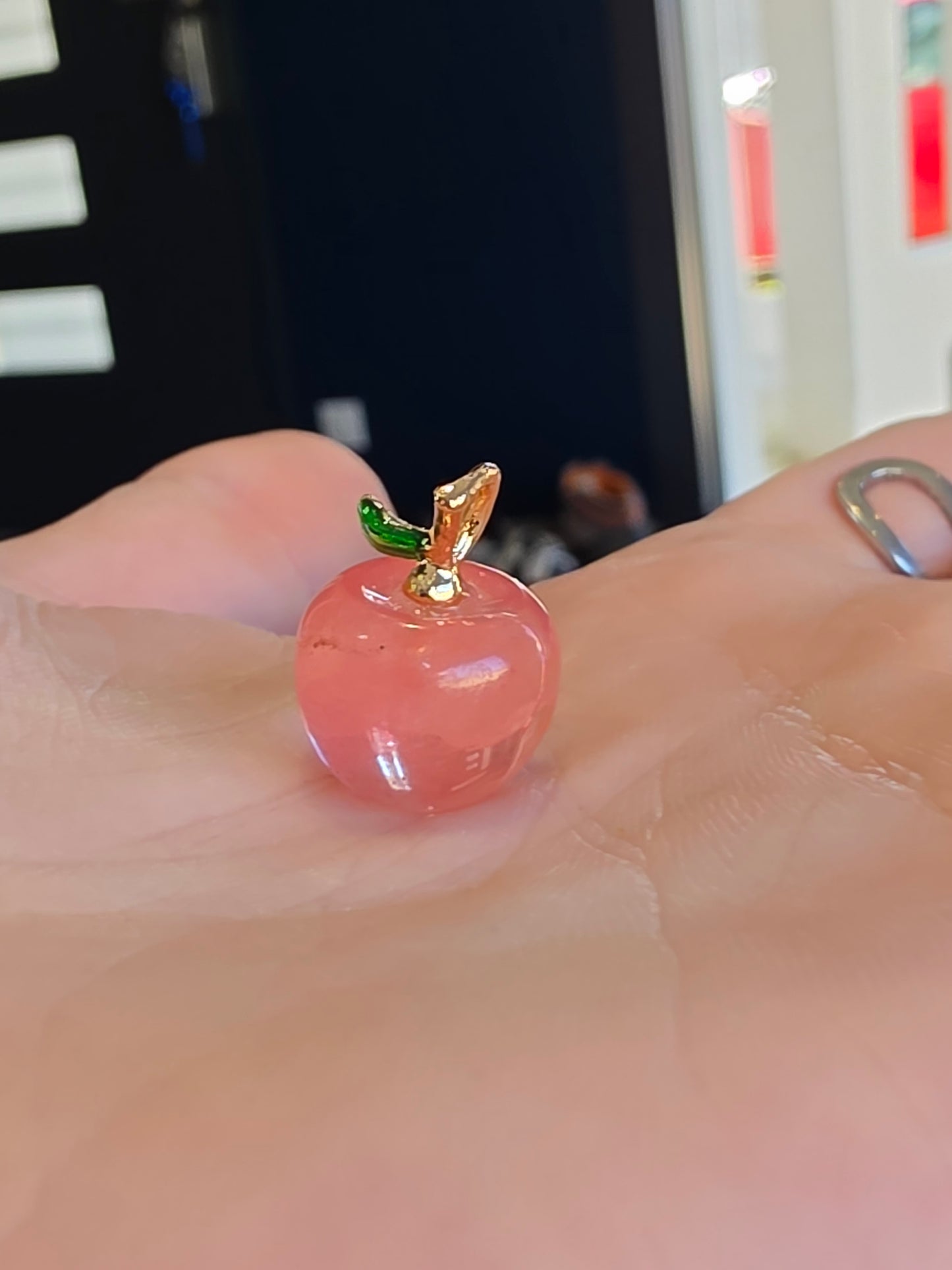 Pendentif Pomme en Pierre Naturelle